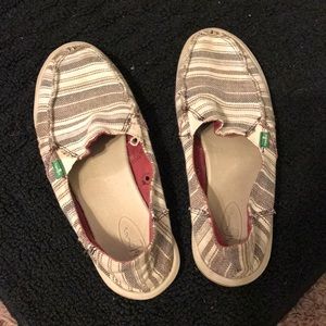 women’s size 9 sanuks